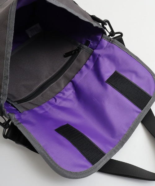 GERRY(ジェリー)の「GERRY はっ水加工 REPREVE スクエア メッセンジャーバッグ(メッセンジャーバッグ・メンズ・ベージュ/グレー/マルチ/ブラック/チャコール・FREE)」の9枚目の写真