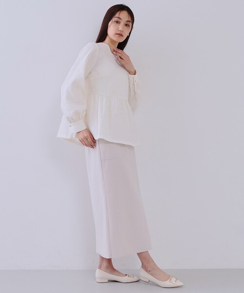 OPAQUE.CLIP（オペークドットクリップ）の「《通勤・セレモニー対応》ジャカードペプラムブラウス【洗濯機洗い可】（シャツ/ブラウス・レディース・ブラック/オフホワイト/ネイビー・36/38/40/42）」の22枚目の写真