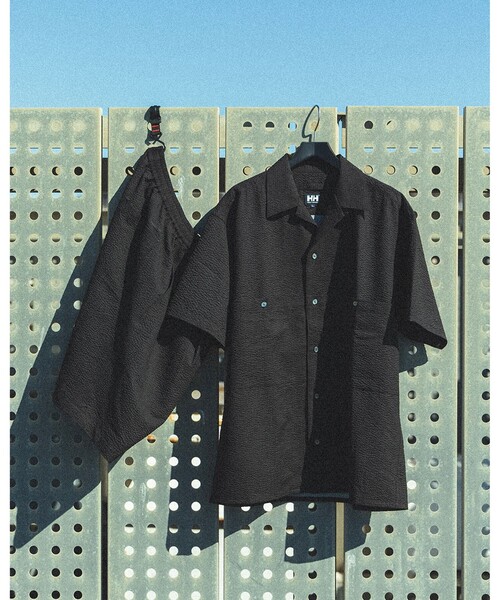 HELLY HANSEN（ヘリーハンセン）の「【別注】HELLY HANSEN / マリンリゾート ショートスリーブ シャツ（シャツ/ブラウス・メンズ・ブラック・XL/L/M/S）」の5枚目の写真