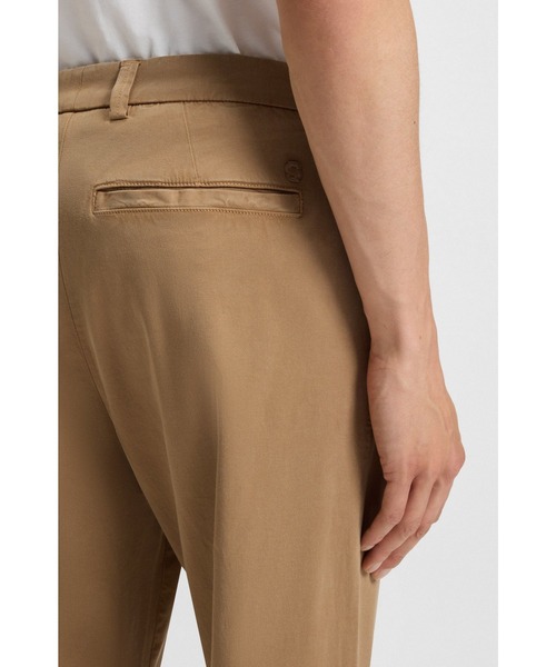 BOSS(ボス)の「テーパードフィットパンツ ストレッチツイル(その他パンツ・メンズ・ライトブラウン/ダークブルー/ブラック・35/40/30/31/32/34/36/38/33/35/34/36/32/34/32/30/32/32/32/38/32)」の4枚目の写真