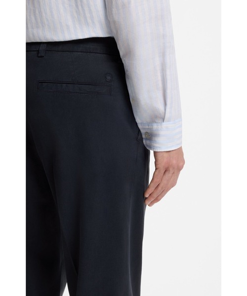 BOSS(ボス)の「テーパードフィットパンツ ストレッチツイル(その他パンツ・メンズ・ライトブラウン/ダークブルー/ブラック・35/40/30/31/32/34/36/38/33/35/34/36/32/34/32/30/32/32/32/38/32)」の16枚目の写真