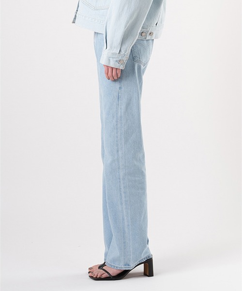 Levi's（リーバイス）の「Levi's/リーバイス BLUETAB(TM) PLANK ストレート ライトインディゴ（デニムパンツ・レディース・インディゴブルー・23inch/24inch/25inch/26inch/27inch/28inch）」の2枚目の写真