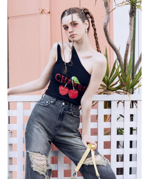 EVRIS（エヴリス）の「ダブルチェーンワンショルトップス（キャミソール・レディース・ブラック/ブルー/グレー・FREE）」の18枚目の写真