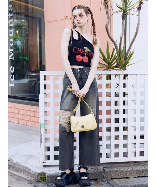 EVRIS（エヴリス）の「ダブルチェーンワンショルトップス（キャミソール・レディース・ブラック/ブルー/グレー・FREE）」の19枚目の写真