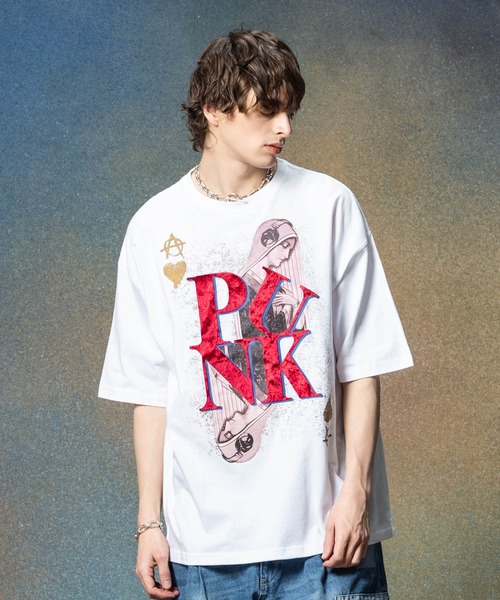 glamb(グラム)の「Punk Prayer T-Shirt / パンクプレイヤーTシャツ(Tシャツ/カットソー・メンズ・ホワイト/ブラック・S/M/L)」の3枚目の写真