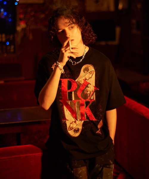 glamb(グラム)の「Punk Prayer T-Shirt / パンクプレイヤーTシャツ(Tシャツ/カットソー・メンズ・ホワイト/ブラック・S/M/L)」の8枚目の写真