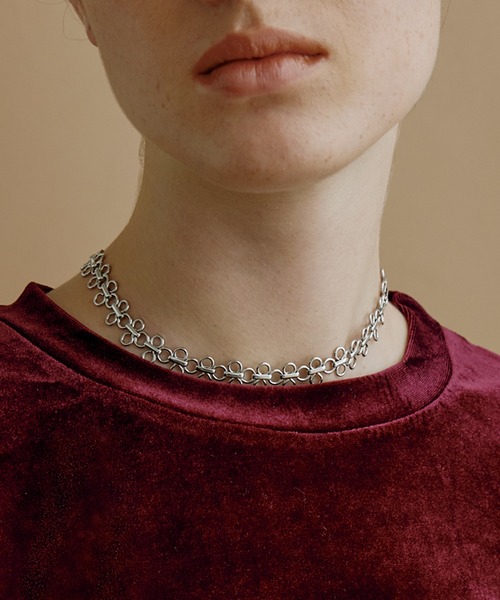 kiehtova（キエトヴァ）の「【kiehtova】FLOUR CHAIN NECKLACE/フラワーチェーンネックレス KT16（ネックレス・レディース・ゴールド/シルバー・FREE）」の2枚目の写真