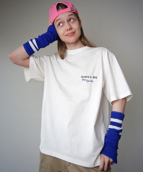 HUMAROUS(ヒューマラス)の「HUMAROUS Andre's day Tee(Tシャツ/カットソー・レディース・杢グレー/オフホワイト/ブラック/ブルー・MEDIUM/X-LARGE/LARGE)」の2枚目の写真