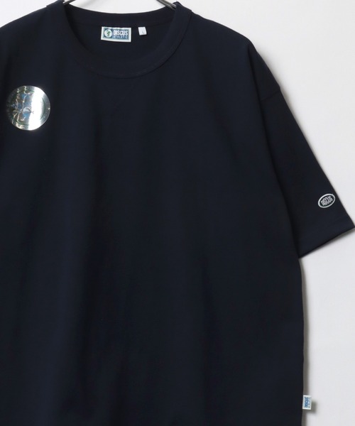 DISCUS（ディスカス）の「2026SS DISCUS/ディスカス オーバーサイズ USAコットン ワッペンロゴ刺繍 半袖 Tスウェット レディース メンズ トレーナー（Tシャツ/カットソー・レディース・オフホワイト/アッシュグレー/ブラック/ベージュ/ネイビー/ピンク/グリーン/ブルー/スミクロ・M/L/LL）」の7枚目の写真