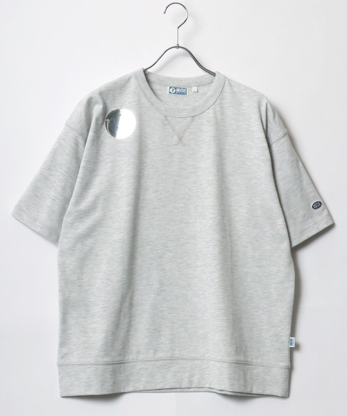 DISCUS（ディスカス）の「2026SS DISCUS/ディスカス オーバーサイズ USAコットン ワッペンロゴ刺繍 半袖 Tスウェット レディース メンズ トレーナー（Tシャツ/カットソー・レディース・オフホワイト/アッシュグレー/ブラック/ベージュ/ネイビー/ピンク/グリーン/ブルー/スミクロ・M/L/LL）」の20枚目の写真