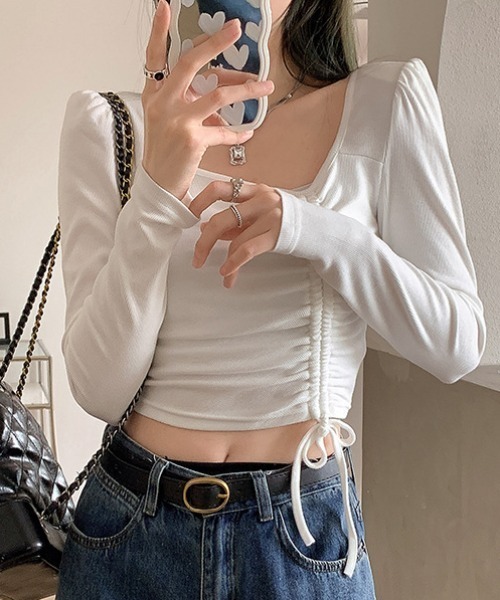 Vipoa(ヴィポア)の「ギャザースリムトップス(Tシャツ/カットソー・レディース・グリーン/ブラウン/ホワイト/ブラック/グレー・FREE)」の6枚目の写真
