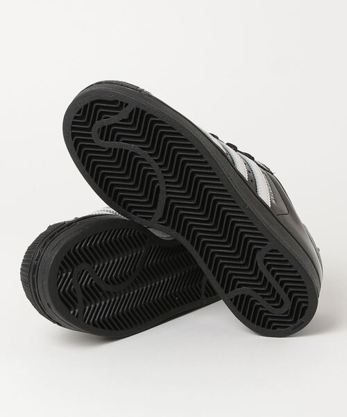adidas（アディダス）の「スーパースター / Superstar / アディダスオリジナルス adidas Originals（スニーカー・レディース・ブラック×ホワイト・22.5cm/23.0cm/23.5cm/24.0cm/24.5cm/25.0cm/26.0cm/26.5cm/27.0cm/27.5cm/28.0cm/22.0cm/25.5cm）」の11枚目の写真