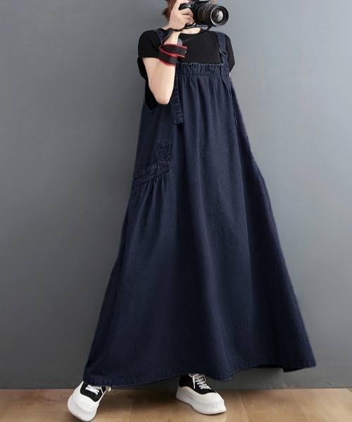 FAVORITO（ファヴォリート）の「オーバーサイズポケット付きデニムワンピース（ワンピース・レディース・ブルー・M/XL/L）」の2枚目の写真