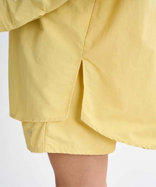 ROXY（ロキシー）の「SWEET HEAVEN /ロキシー撥水加工オーバーサイズシャツ（シャツ/ブラウス・レディース・ホワイト/イエロー/ブラック/ブラック系その他・MEDIUM/LARGE/SMALL）」の14枚目の写真