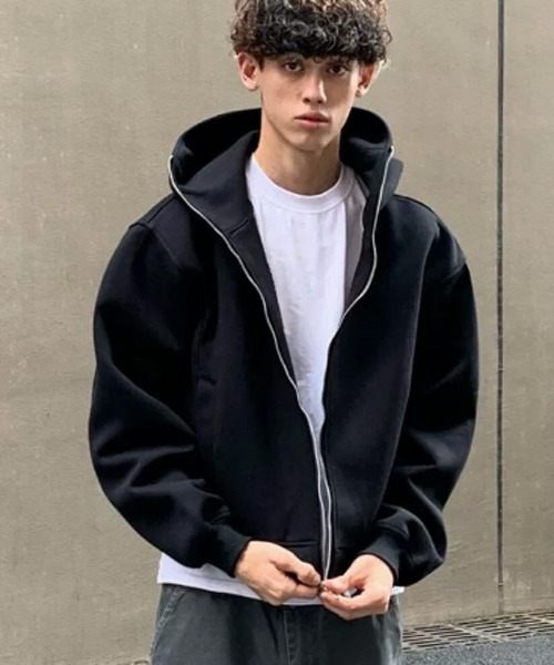 NOWLE（ノウル）の「【NOWLE】クロップフィット ジップアップ エッセンシャル パーカー（パーカー・メンズ・ブラック/アッシュグレー・SMALL/MEDIUM/LARGE）」の2枚目の写真