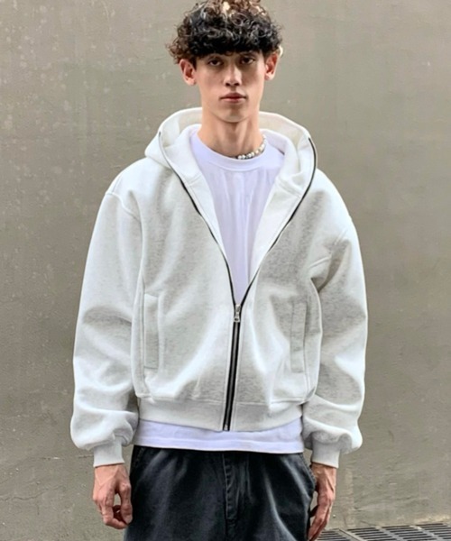 NOWLE（ノウル）の「【NOWLE】クロップフィット ジップアップ エッセンシャル パーカー（パーカー・メンズ・ブラック/アッシュグレー・SMALL/MEDIUM/LARGE）」の6枚目の写真