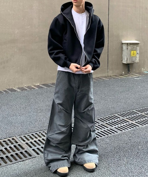 NOWLE（ノウル）の「【NOWLE】クロップフィット ジップアップ エッセンシャル パーカー（パーカー・メンズ・ブラック/アッシュグレー・SMALL/MEDIUM/LARGE）」の21枚目の写真