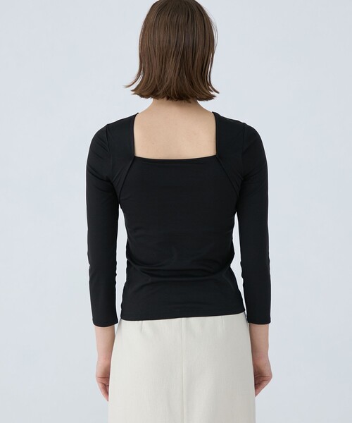 BALLSEY(ボールジィ)の「ノーブルスムース バックシャンプルオーバー(Tシャツ/カットソー・レディース・ホワイト/ブラック・S)」の6枚目の写真