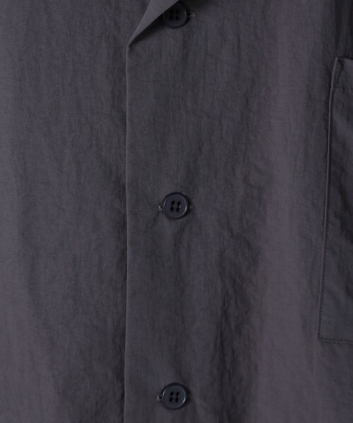 agnes b.（アニエスベー）の「メンズ 開襟 半袖シャツ "Magnam"（シャツ/ブラウス・メンズ・グレー系その他・40/38/42/36）」の4枚目の写真