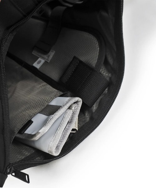 CIE(シー)の「【CIE/シー】LEAP TOTE BAG(トートバッグ・メンズ・グレー/ブラック/ネイビー・FREE)」の15枚目の写真