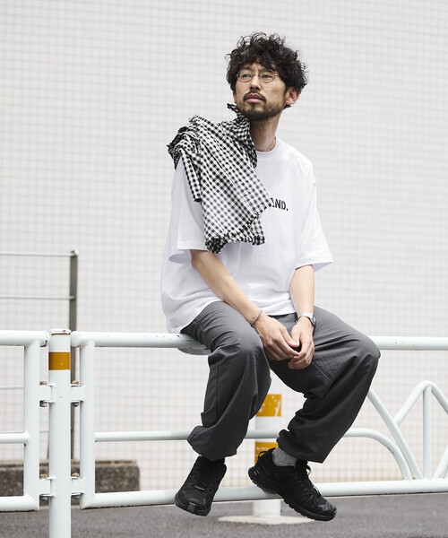 Firsthand(ファーストハンド)の「Firsthand/ファーストハンド ワイドストレート ナイロントラックパンツ / テーパードシルエット イージーナイロンパンツ(その他パンツ・メンズ・グレー/チャコールグレー/ブラック・M/L)」の19枚目の写真