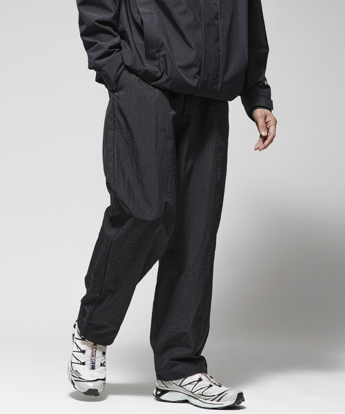 Firsthand（ファーストハンド）の「Firsthand/ファーストハンド ワイドストレート ナイロントラックパンツ / テーパードシルエット イージーナイロンパンツ（その他パンツ・メンズ・グレー/チャコールグレー/ブラック・M/L）」の16枚目の写真