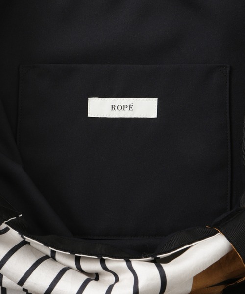 ROPE'(ロペ)の「幾何学柄シルクトートバッグ(トートバッグ・レディース・サックスブルー/オフホワイト・FREE)」の14枚目の写真
