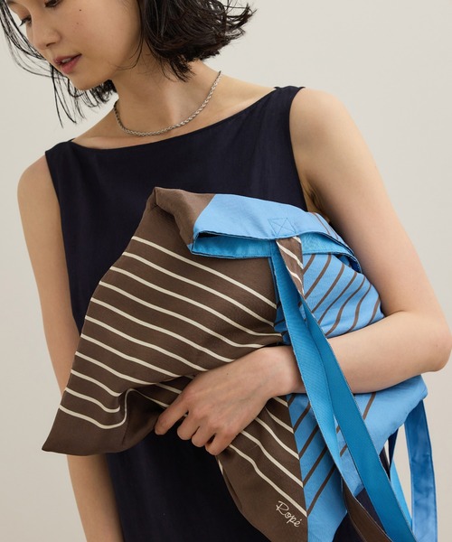 ROPE'(ロペ)の「幾何学柄シルクトートバッグ(トートバッグ・レディース・サックスブルー/オフホワイト・FREE)」の18枚目の写真