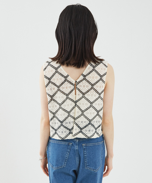 abahouse mavie（アバハウスマヴィ）の「【セットアップ対応】レース2WAYジレブラウス（ベスト・レディース・ブラック/オフホワイト・フリー）」の20枚目の写真