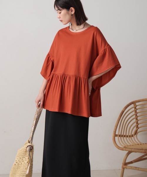 Bou Jeloud(ブージュルード)の「カノコワイドギャザープルオーバー(Tシャツ/カットソー・レディース・グレイッシュベージュ/キャメル/ブラック/イエロー・FREE)」の21枚目の写真