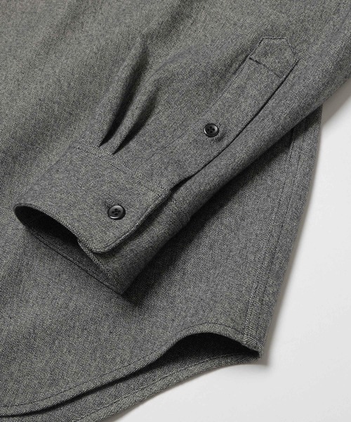MR.OLIVE(ミスターオリーブ)の「PEACHSKIN STRETCH GABARDINE / CPO SHIRT(シャツ/ブラウス・メンズ・グレー/ネイビー・SMALL/MEDIUM/LARGE)」の11枚目の写真