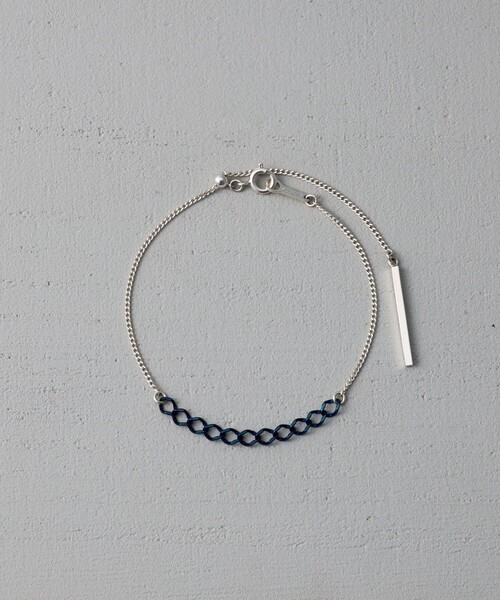 and cloud(アンドクラウド)の「Ink Bracelet(ブレスレット・レディース・ブルー/ブラック・FREE)」の4枚目の写真