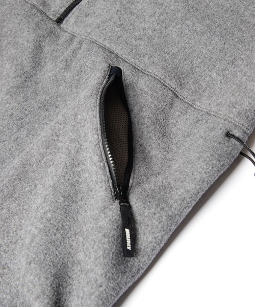 HOLIDAY（ホリデイ）の「CLASSIC FLEECE ANORAK DRESS クラシックフリースアノラックドレス（その他アウター・レディース・グレー・ONE SIZE）」の17枚目の写真