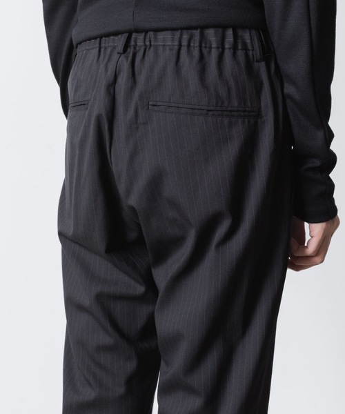 ATTACHMENT(アタッチメント)の「T/W/SI ストレッチギャバジン レギュラーフィット イージートラウザーズ / T/W/SI STRETCH GABARDINE REGULAR FIT EASY TROUSERS(スラックス・メンズ・グレー系/ブラック/ブラック系/ダークネイビー・1/2/3/4)」の5枚目の写真