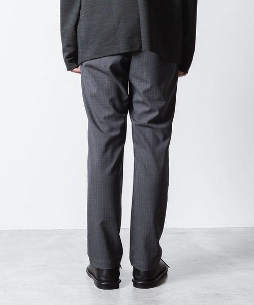 ATTACHMENT(アタッチメント)の「T/W/SI ストレッチギャバジン レギュラーフィット イージートラウザーズ / T/W/SI STRETCH GABARDINE REGULAR FIT EASY TROUSERS(スラックス・メンズ・グレー系/ブラック/ブラック系/ダークネイビー・1/2/3/4)」の11枚目の写真