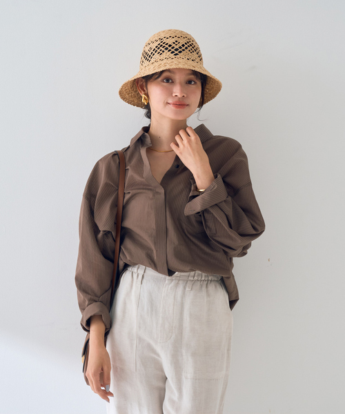 Rouge vif Anna（ルージュヴィフアンナ）の「【新色登場！】バックツイストピンストシャツ（シャツ/ブラウス・レディース・ブラウン/オフホワイト/ピンク・フリー）」の8枚目の写真