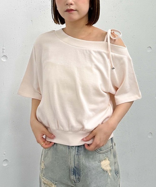 archives(アルシーヴ)の「肩リボンワンショルスウェット(Tシャツ/カットソー・レディース・オフホワイト/グレー/ピンク/ネイビー・MEDIUM)」の9枚目の写真