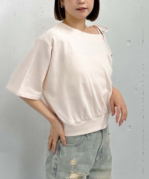 archives(アルシーヴ)の「肩リボンワンショルスウェット(Tシャツ/カットソー・レディース・オフホワイト/グレー/ピンク/ネイビー・MEDIUM)」の11枚目の写真