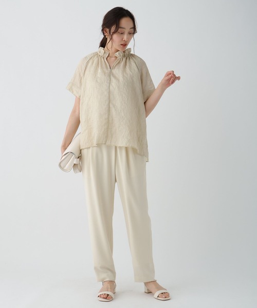 Elura（エルーラ）の「ドビーストライプブラウス/452428（シャツ/ブラウス・レディース・ライトイエロー/オフホワイト/ブラック・FREE）」の4枚目の写真