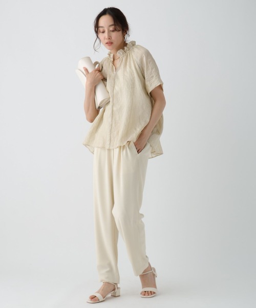 Elura（エルーラ）の「ドビーストライプブラウス/452428（シャツ/ブラウス・レディース・ライトイエロー/オフホワイト/ブラック・FREE）」の5枚目の写真