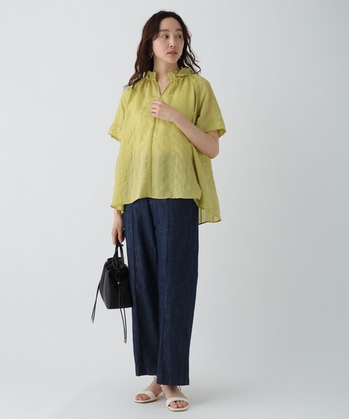 Elura（エルーラ）の「ドビーストライプブラウス/452428（シャツ/ブラウス・レディース・ライトイエロー/オフホワイト/ブラック・FREE）」の13枚目の写真