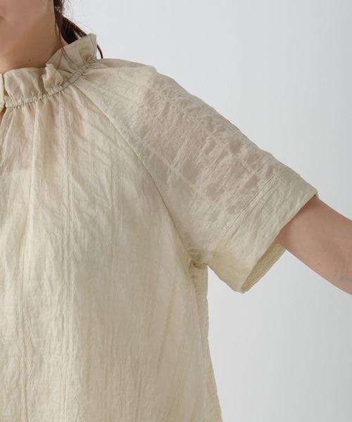 Elura（エルーラ）の「ドビーストライプブラウス/452428（シャツ/ブラウス・レディース・ライトイエロー/オフホワイト/ブラック・FREE）」の18枚目の写真