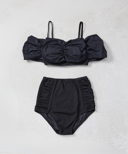 CELEN（セレン）の「【swimwear/体型カバー】ボリュームフレアビキニ オフショルダートップス・パンツ 2点セット（水着・レディース・ホワイト×ブラック/ブルーグレー/ブラック×ブラック・FREE）」の22枚目の写真