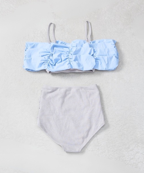 CELEN(セレン)の「【swimwear/体型カバー】ボリュームフレアビキニ オフショルダートップス・パンツ 2点セット(水着・レディース・ホワイト×ブラック/ブルーグレー/ブラック×ブラック・FREE)」の9枚目の写真