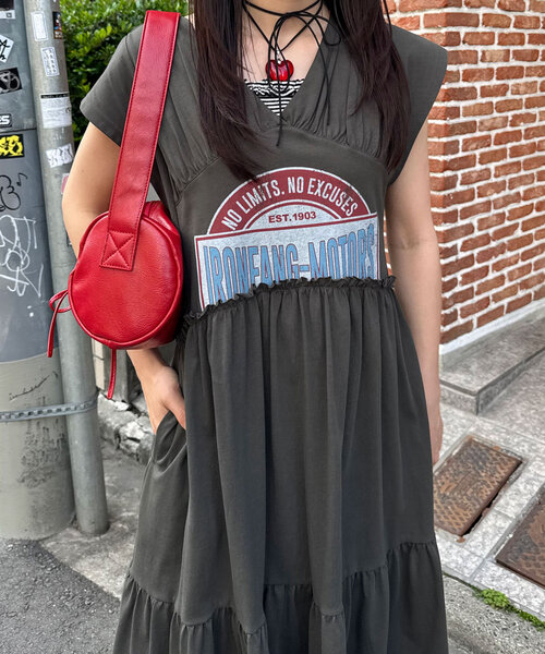 カットロゴギャザーロングワンピース（ワンピース）｜CIAOPANIC