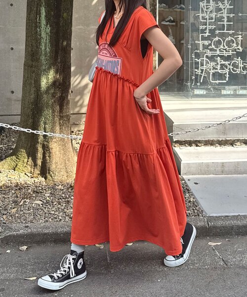 カットロゴギャザーロングワンピース（ワンピース）｜CIAOPANIC