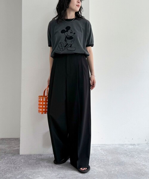 fredy emue（フレディエミュ）の「【吸水速乾/接触冷感/ウォッシャブル/防シワ加工】接触冷感タックスラックスパンツ（スラックス・レディース・グレー/ブラック/キャメル・36/38）」の20枚目の写真