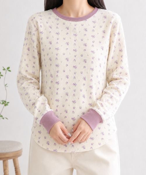 JEMORGAN(ジェーイーモーガン)の「JEMORGAN 花柄クレリック クルー(Tシャツ/カットソー・レディース・ピンク/ラベンダー/ブルー・FREE)」の3枚目の写真