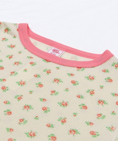JEMORGAN(ジェーイーモーガン)の「JEMORGAN 花柄クレリック クルー(Tシャツ/カットソー・レディース・ピンク/ラベンダー/ブルー・FREE)」の6枚目の写真