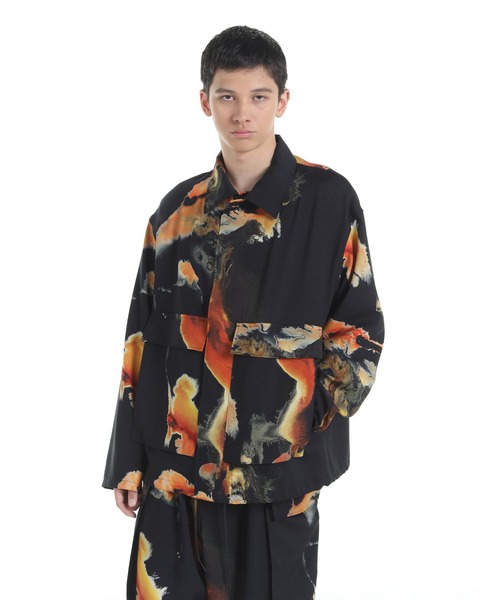 Y-3(ワイスリー)の「Y-3 AOP SPORT UNIFORM COACH JACKET(ブルゾン・メンズ・ブラック・SMALL/X-SMALL/X-LARGE/LARGE/MEDIUM)」の1枚目の写真